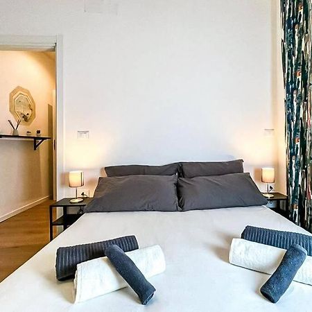 شقة Luxury Stazione Centrale Elegante Loft ترييستي المظهر الخارجي الصورة
